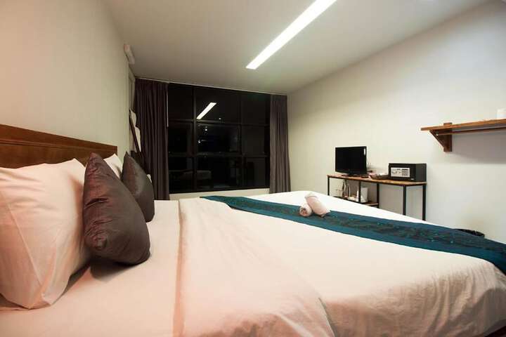 Room 13 of 60