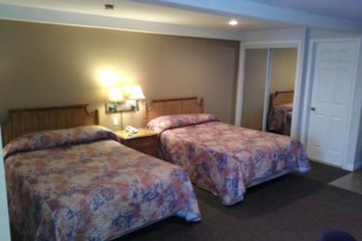 Image of Clothier Mills Inn Motel