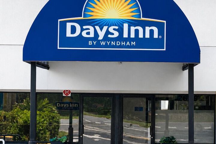 Photo of Days Inn by Wyndham Gainesville Hospital / University Area