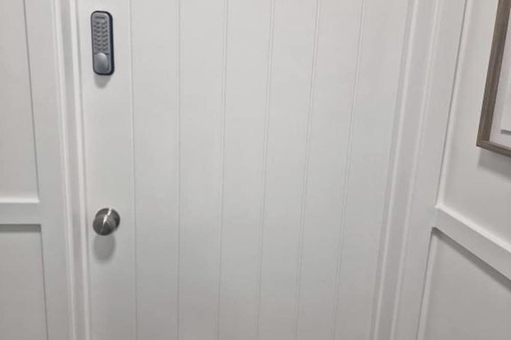 Room 52 of 104