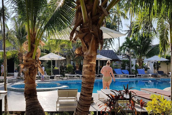 Pool 84 of 131