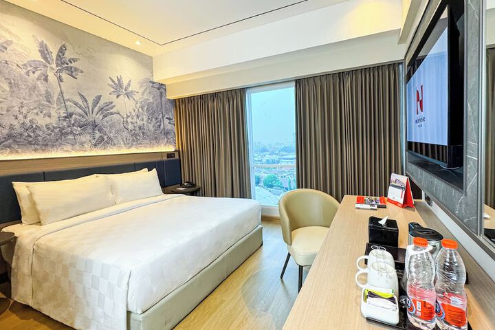 Room 18 of 73