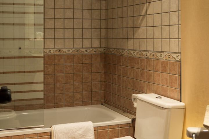 Clean Restrooms