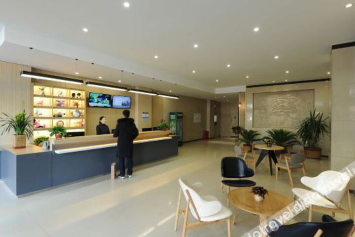 Hotel Interior 10 of 22