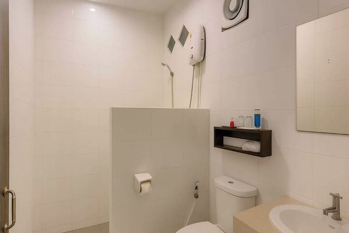 Bath Interior