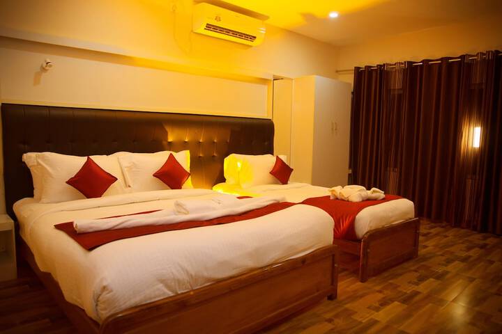Room 8 of 35