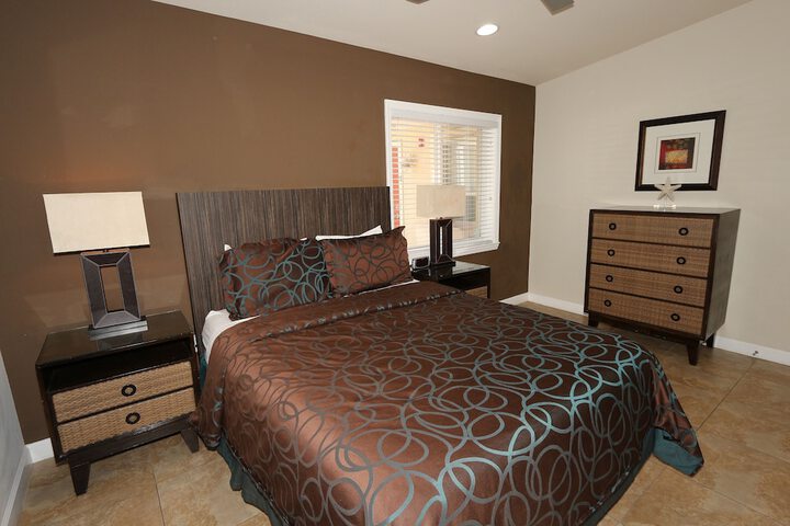 Room 10 of 72