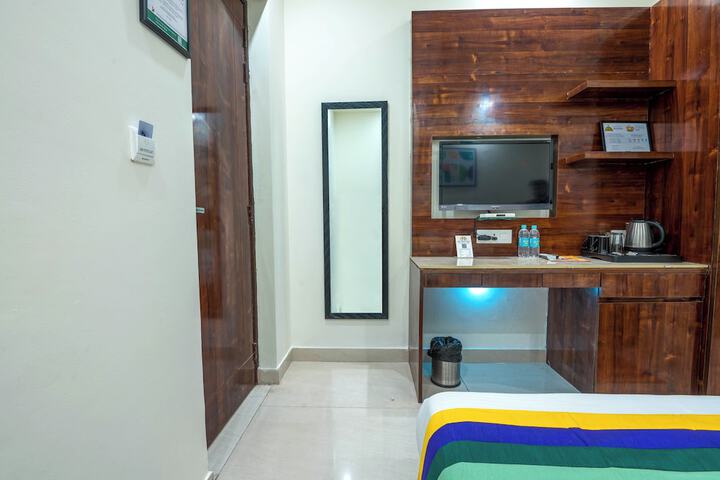 Room 19 of 44