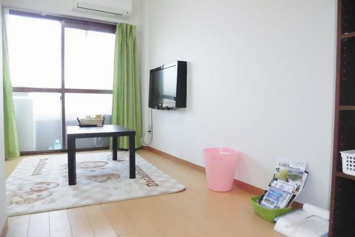 Room 2 of 29