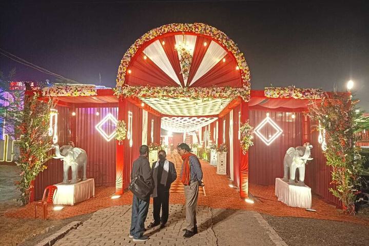 Ballroom/Hall 24 of 58