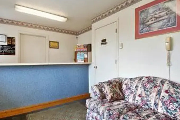 hotel_rooms