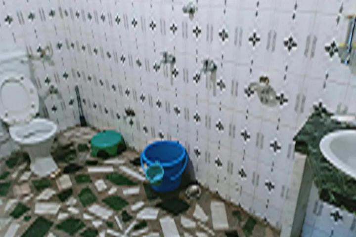 Room 9 of 9