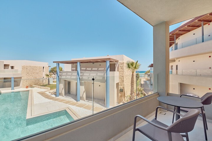 Terrace/Patio 57 of 182