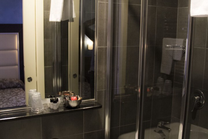 Room amenity