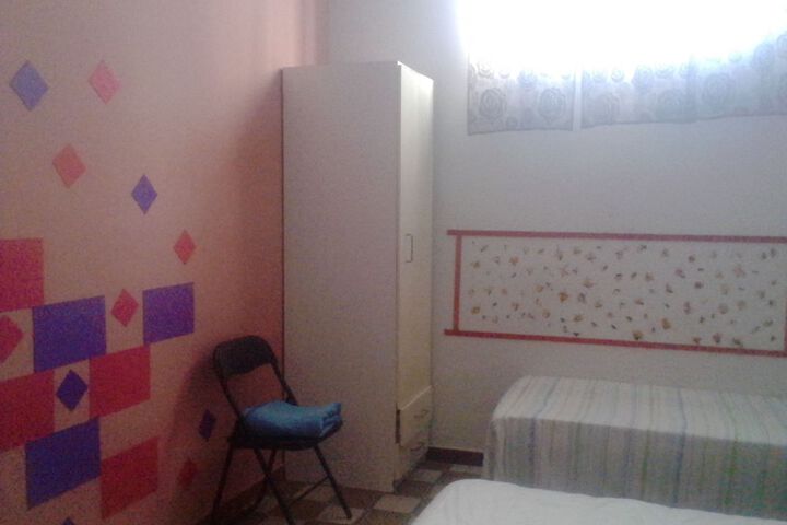 Room 13 of 44