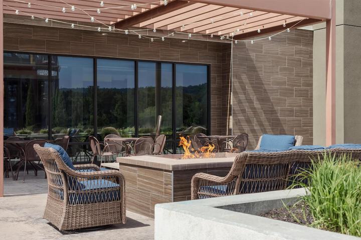 Terrace/Patio 37 of 42