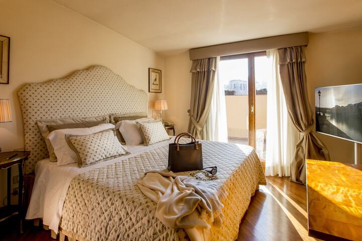 Room 3 of 22
