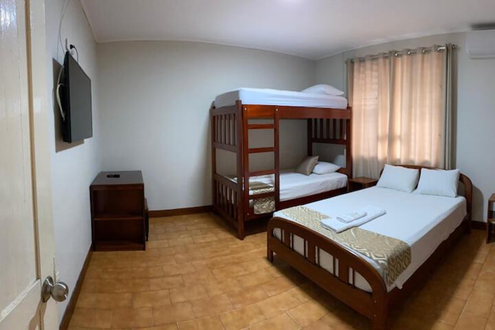 Room 21 of 53