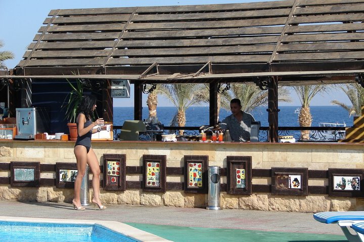 Pool 56 of 90