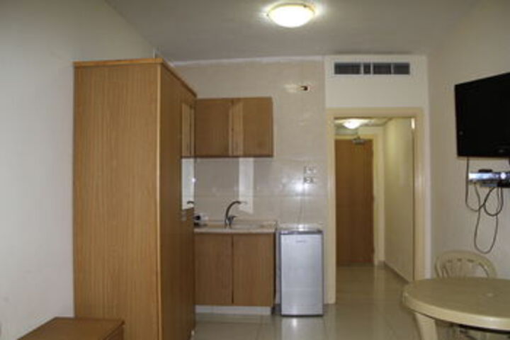 Room 10 of 20