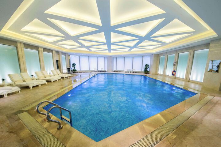 Pool 71 of 114