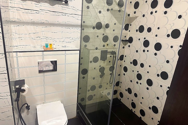 Room 19 of 42