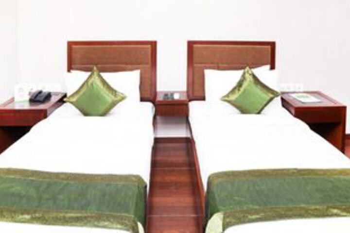 Room 14 of 34