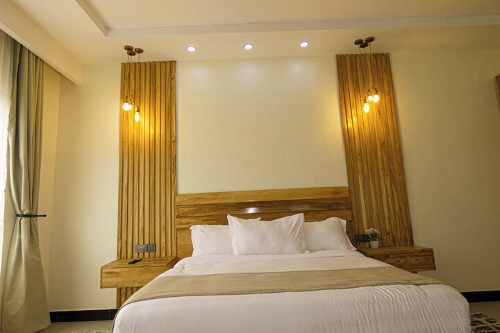 Room 4 of 35