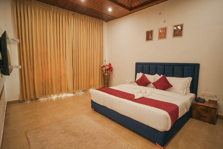 Room 2 of 29