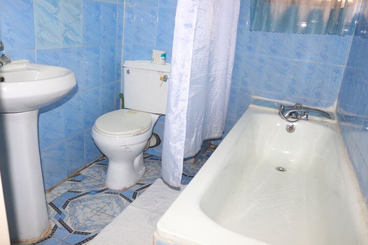 Room 18 of 22