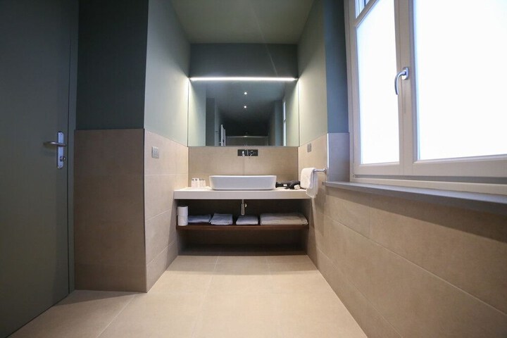 Room 18 of 47