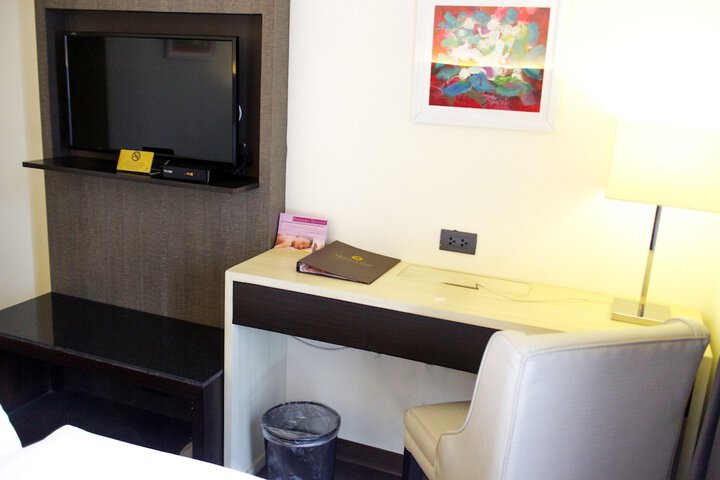 Room 17 of 52