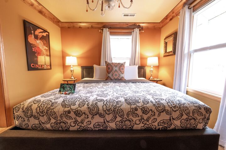 Room 30 of 60