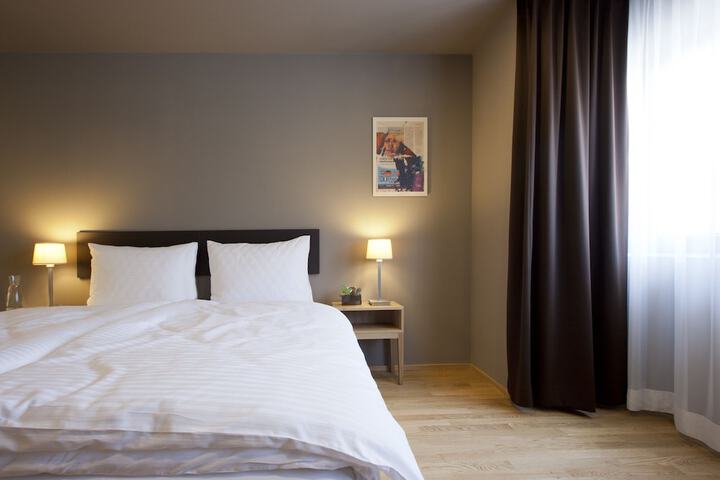 Room 14 of 52