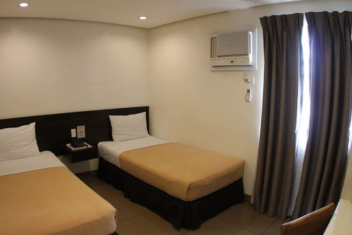 Room 10 of 54