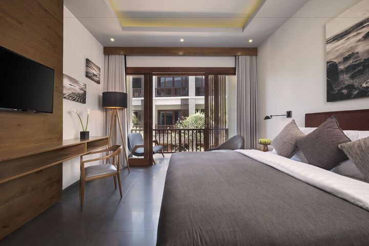 Room 8 of 46