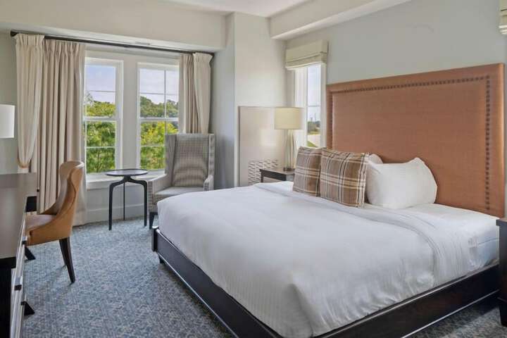 Standard | King Bed (14 of 40)