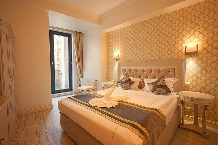 Room 46 of 108