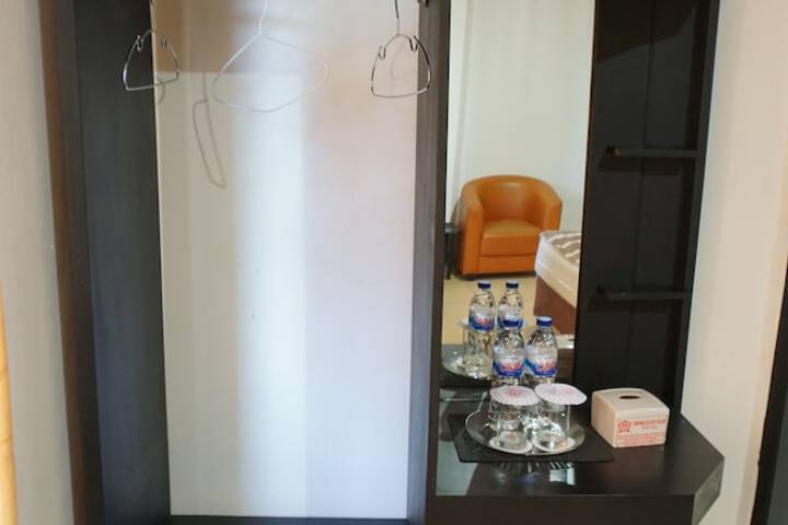 Room 17 of 56