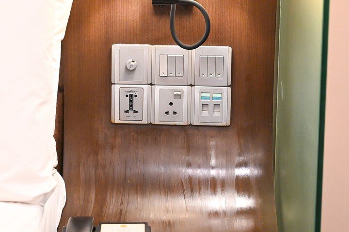 Room 28 of 116