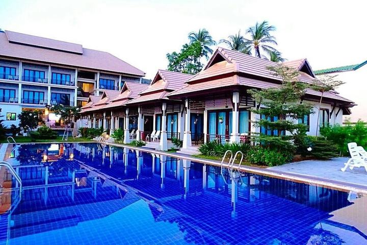 Pool 47 of 79