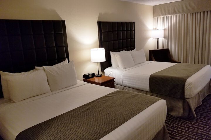 Room 16 of 112