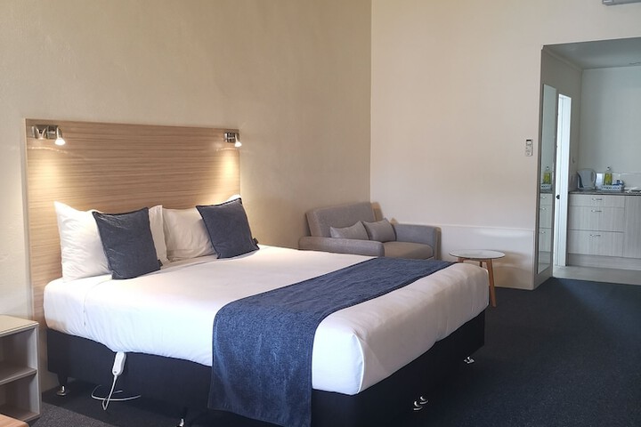 Room 35 of 58