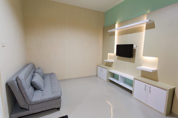 Room 33 of 73