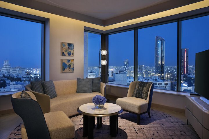 Room 89 of 231