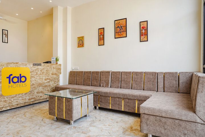 Hotel Interior 11 of 28