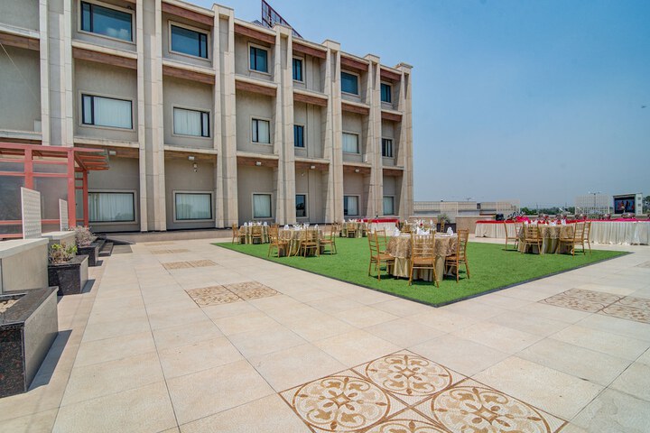 Hotel 98 of 99