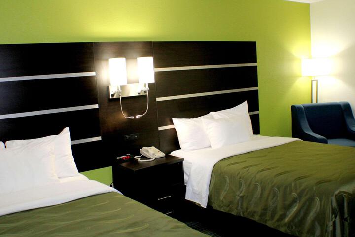 2 Double Beds (2 of 8)