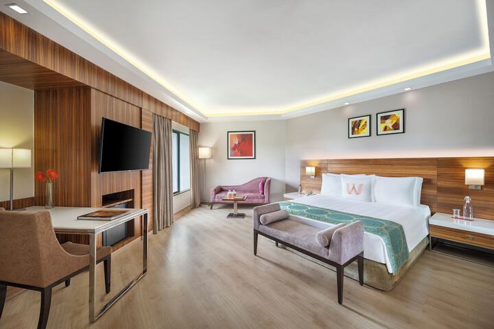 Room 13 of 96