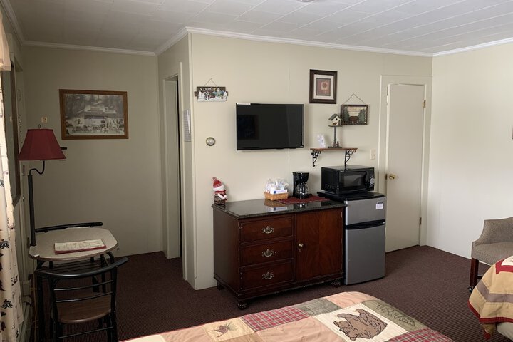 Room 21 of 48